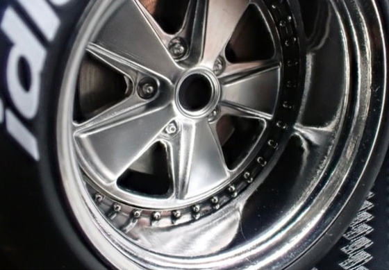 A closer look at the model’s wheel and rim.