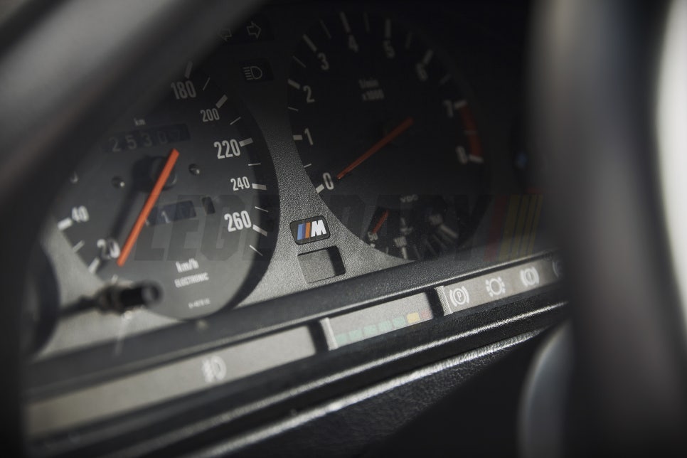 BMW (E30) M3 Evolution 2 — archive photograph 22.1