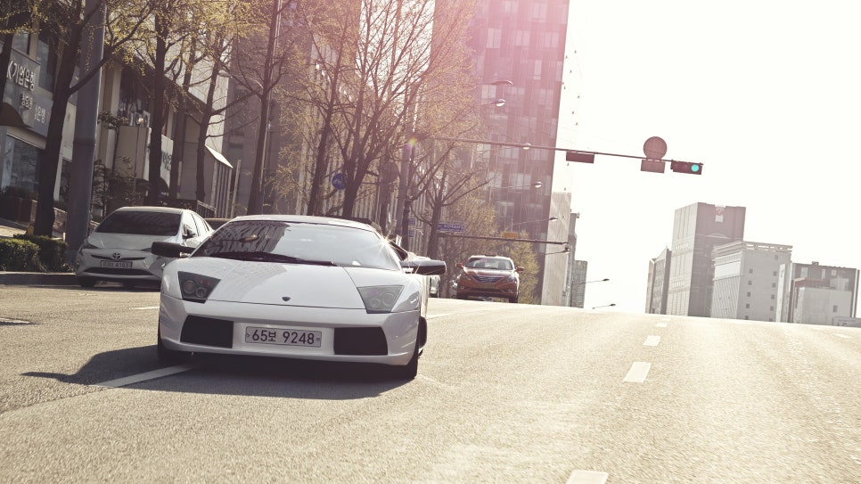Lamborghini Murciélago LP580 — archive photograph 19.1