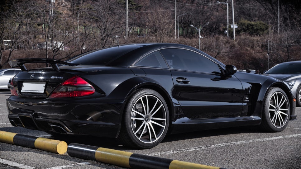 Mercedes-Benz SL65 AMG Black Series — archive photograph 32.1