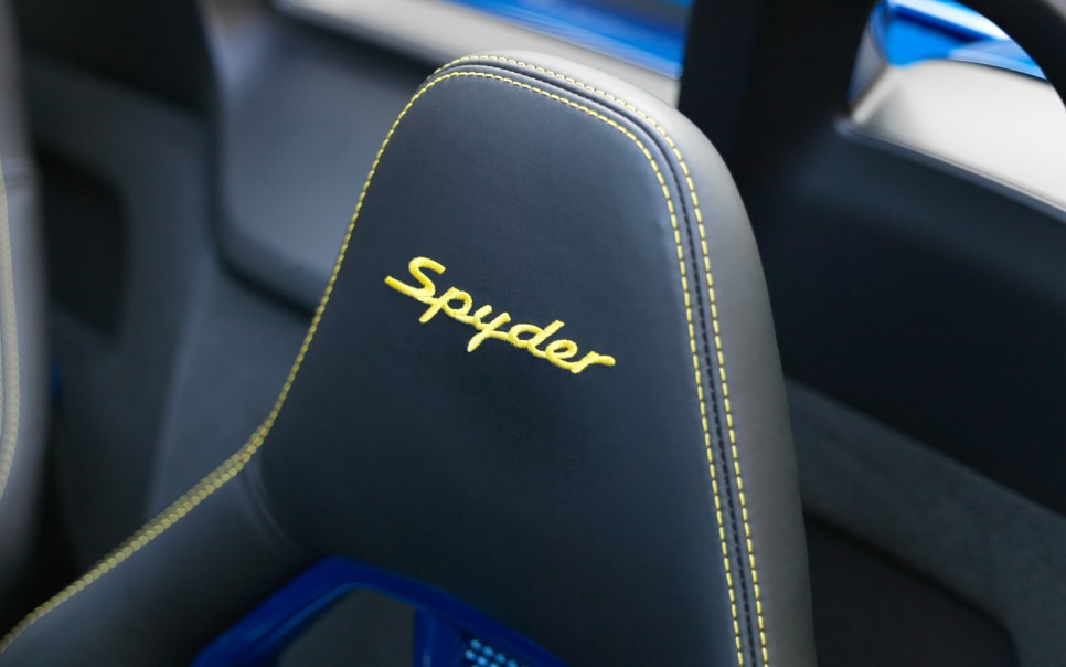 Porsche Boxster Spyder (981) — archive photograph 14.1