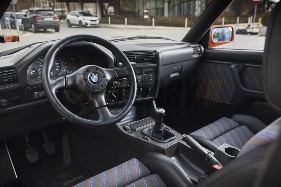 BMW (E30) M3 Evolution 2 — archive photograph 28.1