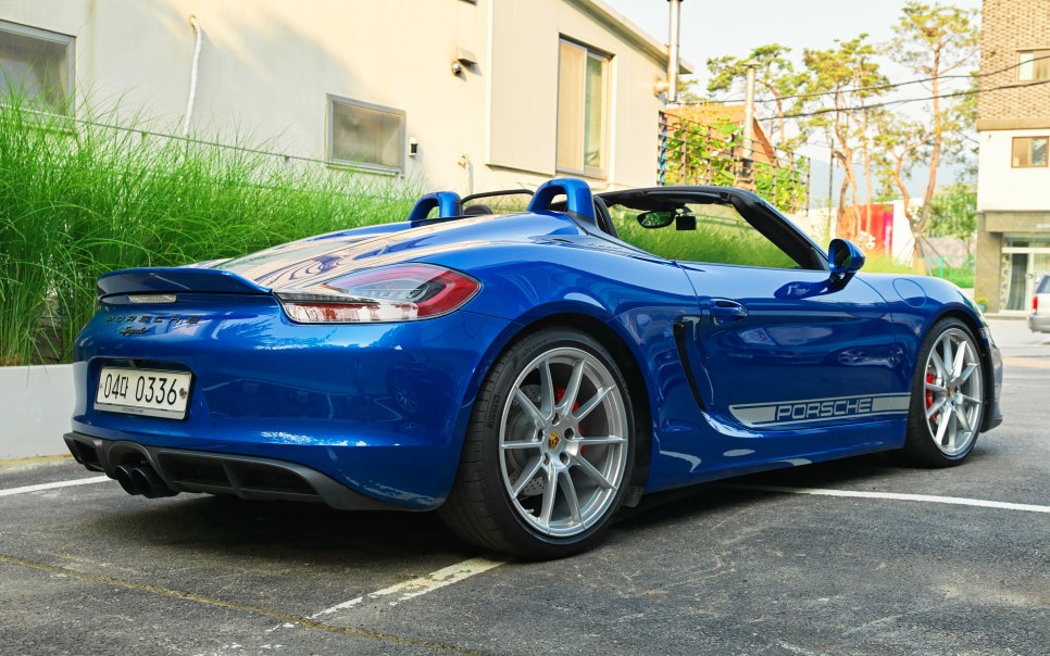 Porsche Boxster Spyder (981) — archive photograph 24.1
