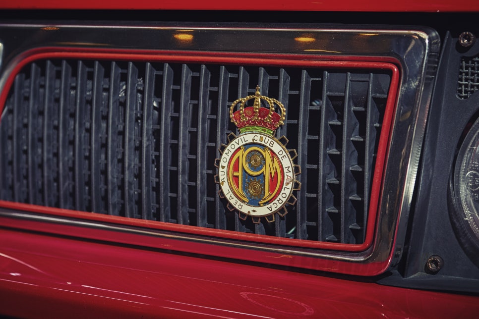 Lancia Delta HF Integrale Evo 2 — archive photograph 37.1