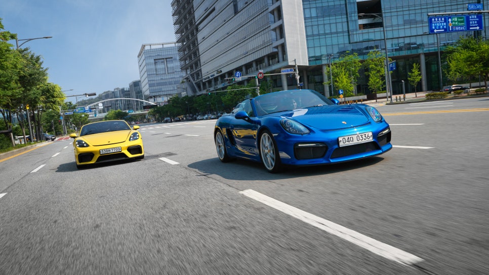 Porsche Boxster Spyder (981) — archive photograph 25.1
