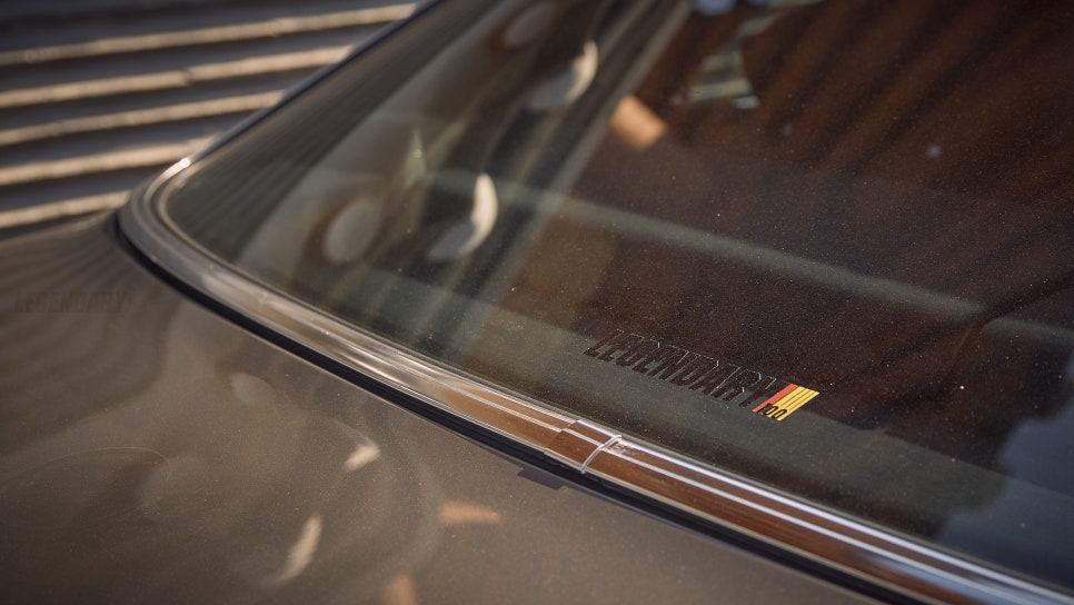 Mercedes-Benz W126 560SEC — archive photograph 44.1