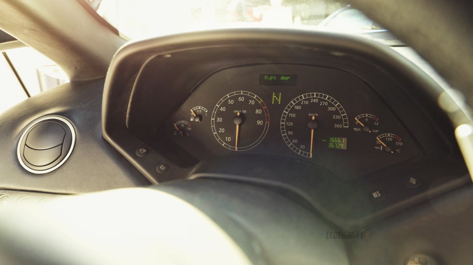 Lamborghini Murciélago LP580 — archive photograph 37.1