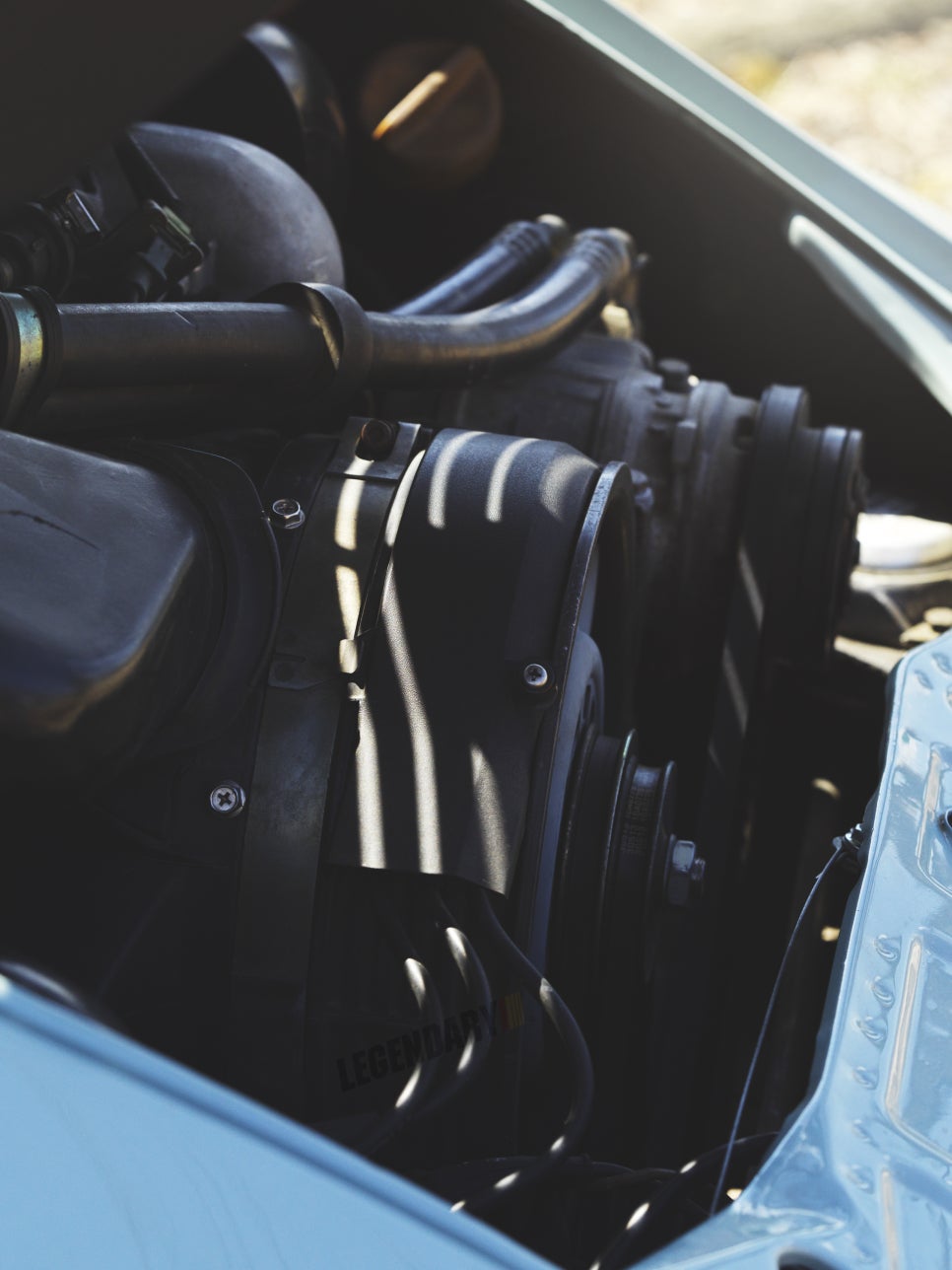 Porsche 911 (964) Carrera 4 — archive photograph 23.1